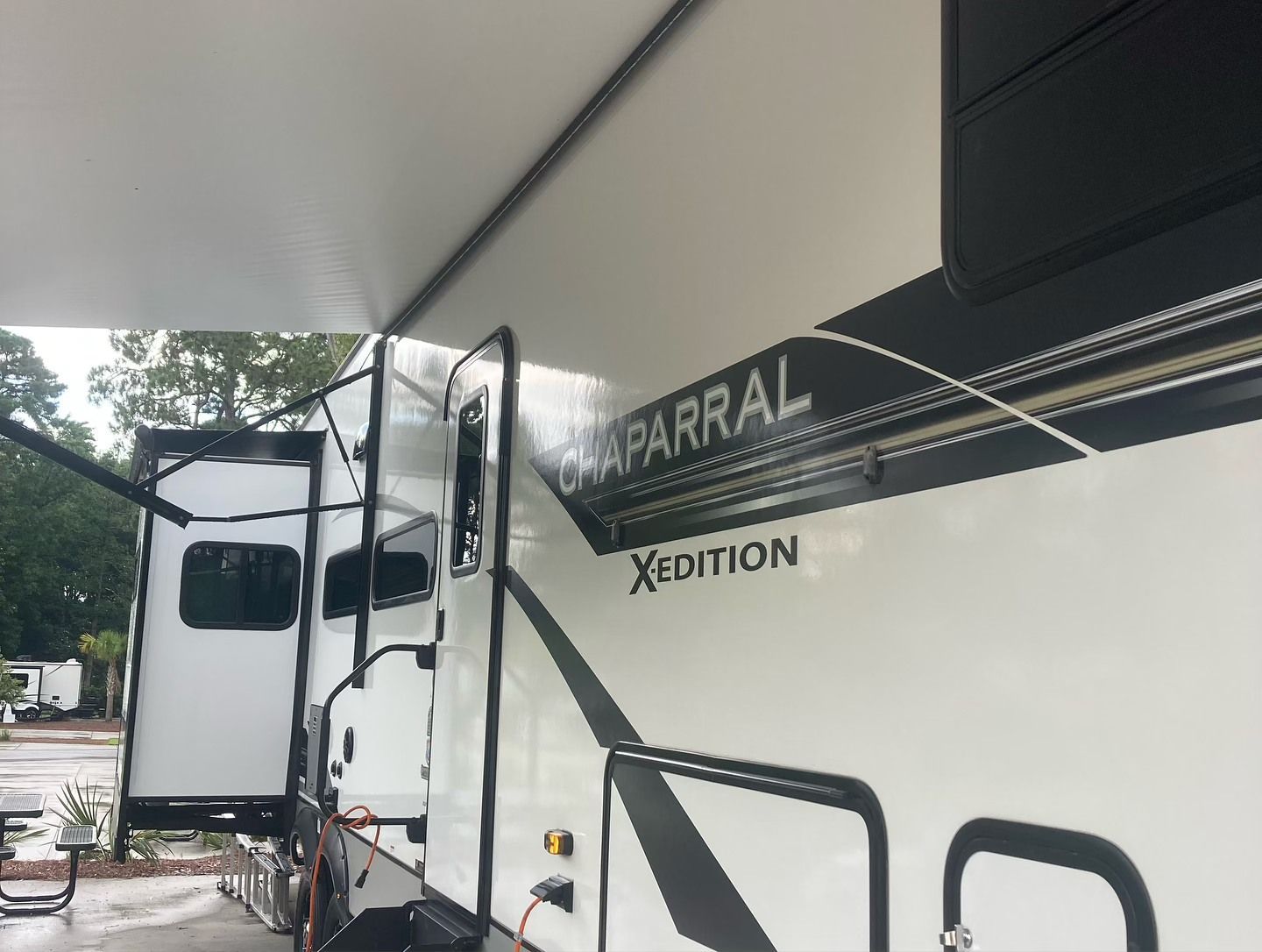 RV detailing Hilton Head National RV Resort in Bluffton