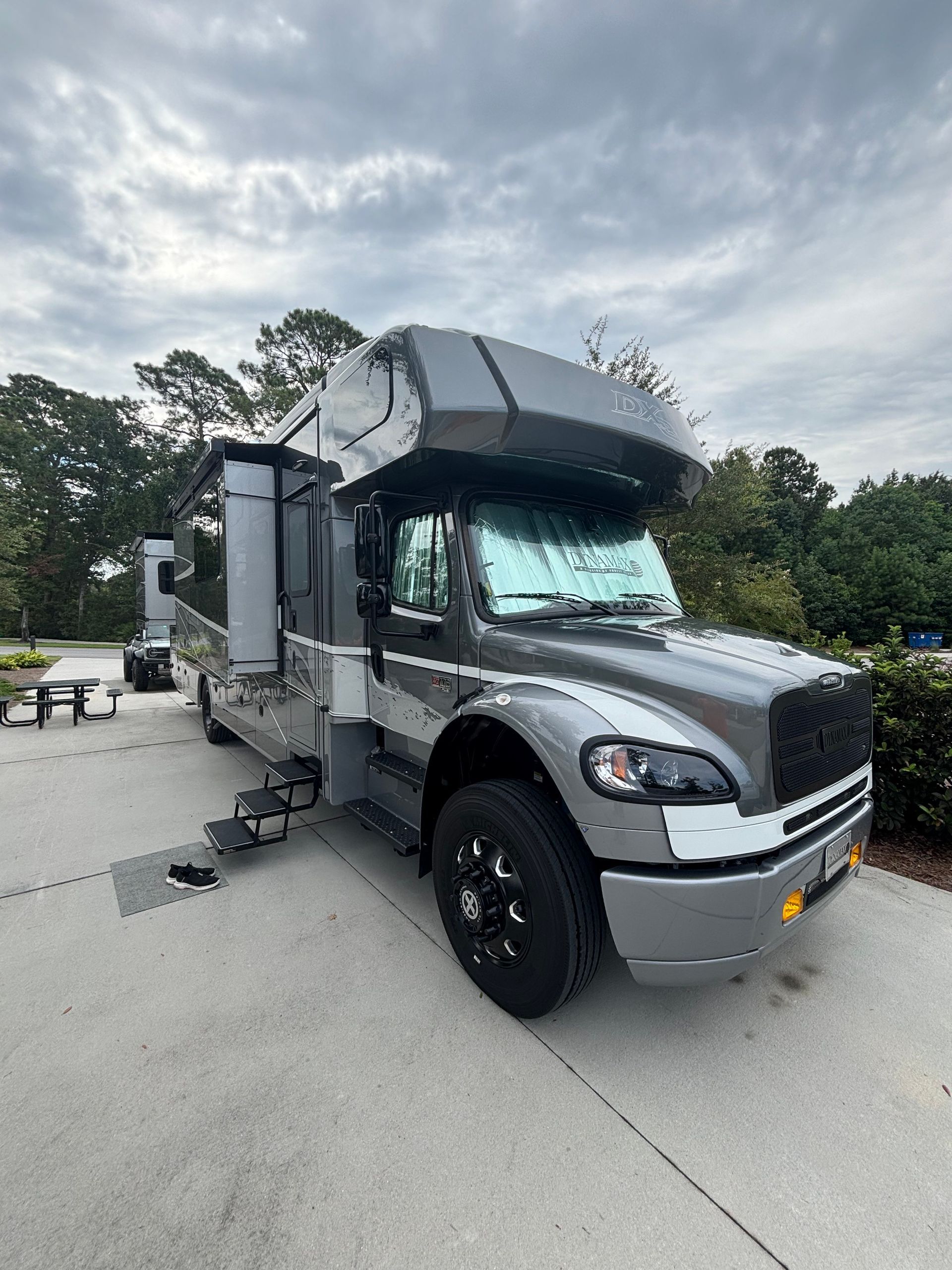 RV detailing Hilton Head National RV Resort in Bluffton