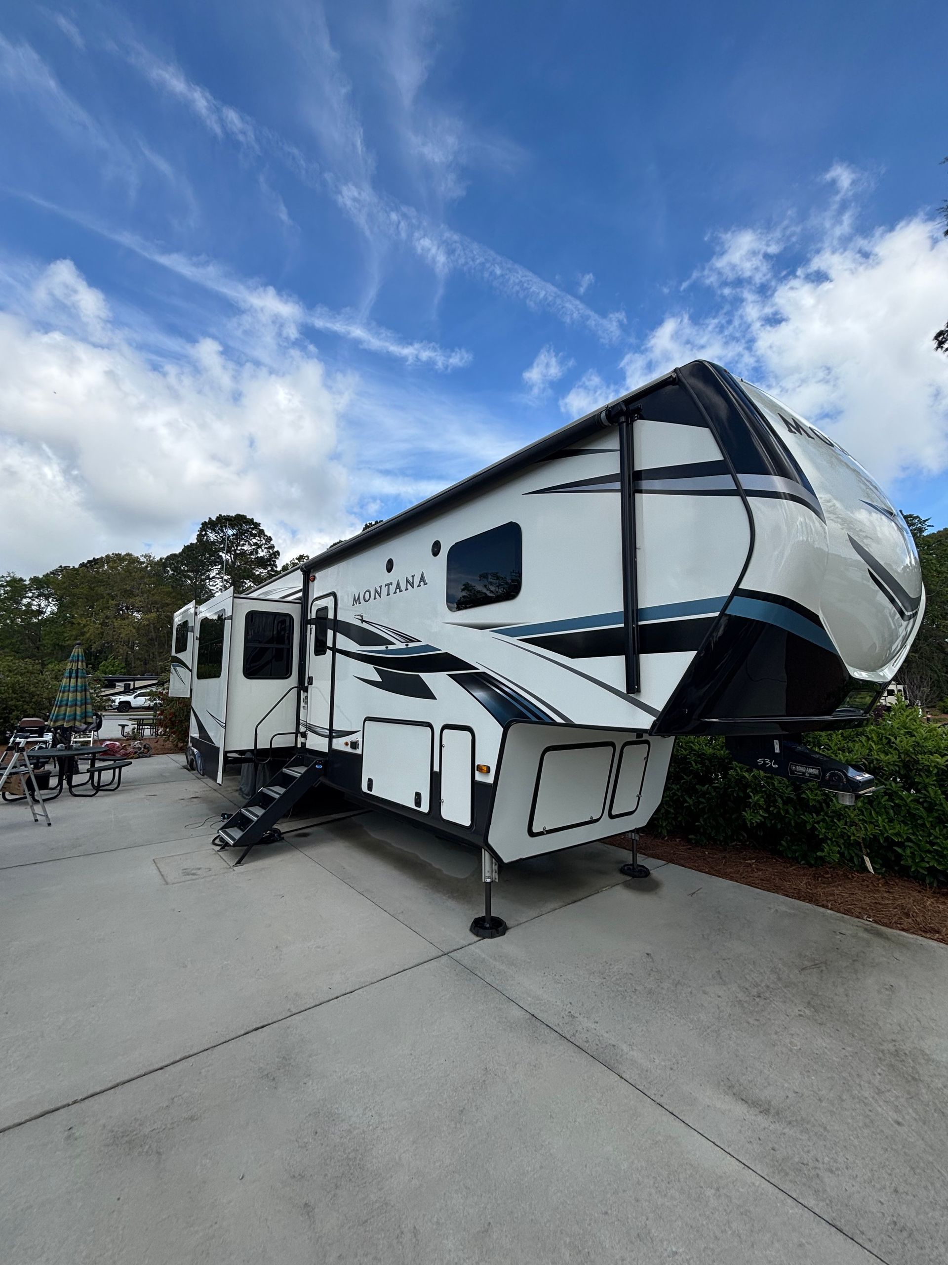 RV detailing Hilton Head National RV Resort in Bluffton