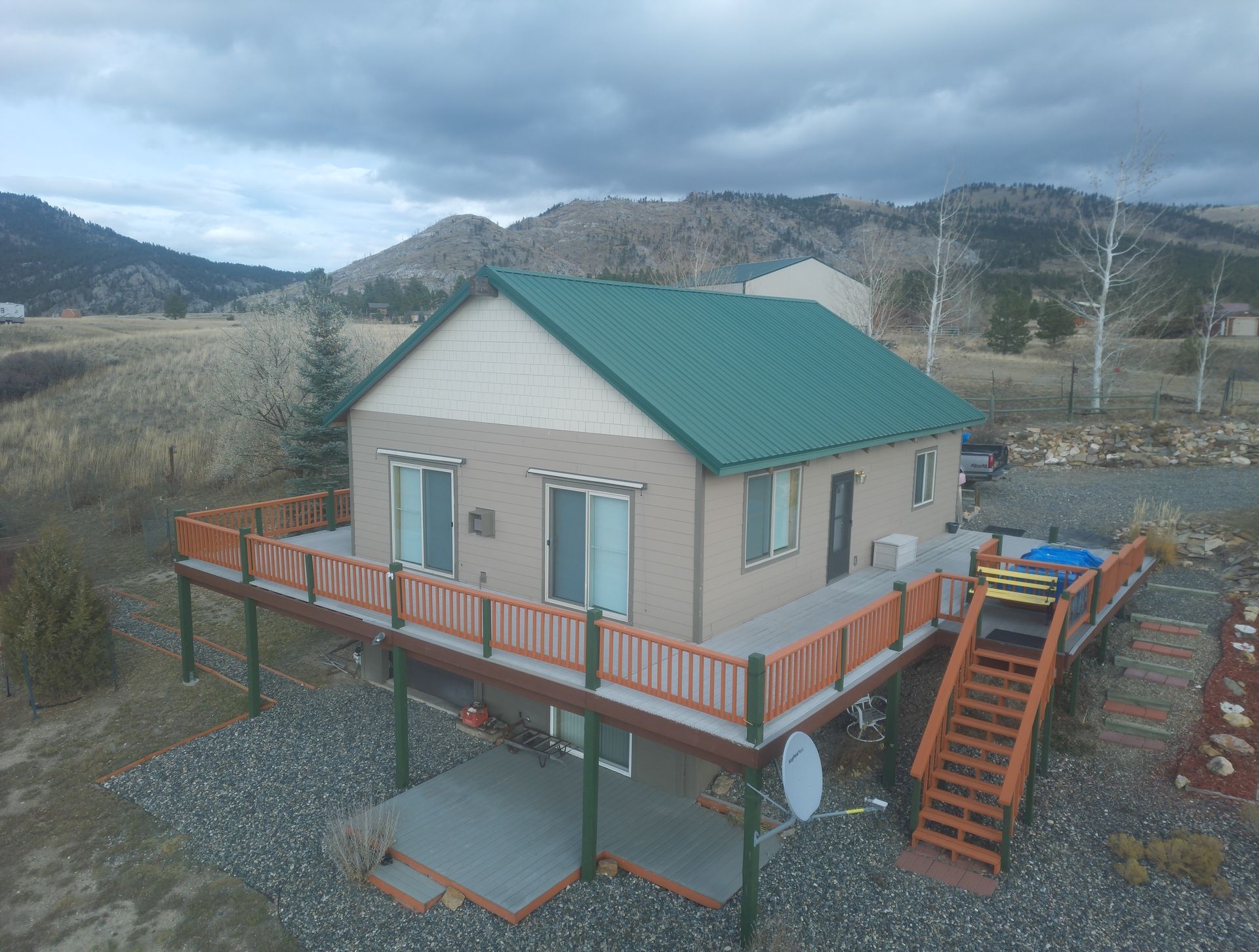 siding repair helena mt, damaged siding helena mt, helena siding repair, siding repair contractor helena mt