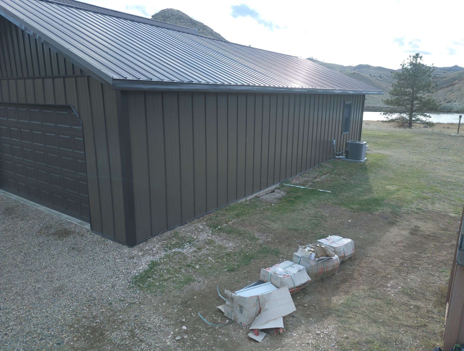siding repair helena mt, damaged siding helena mt, helena siding repair, siding repair contractor helena mt