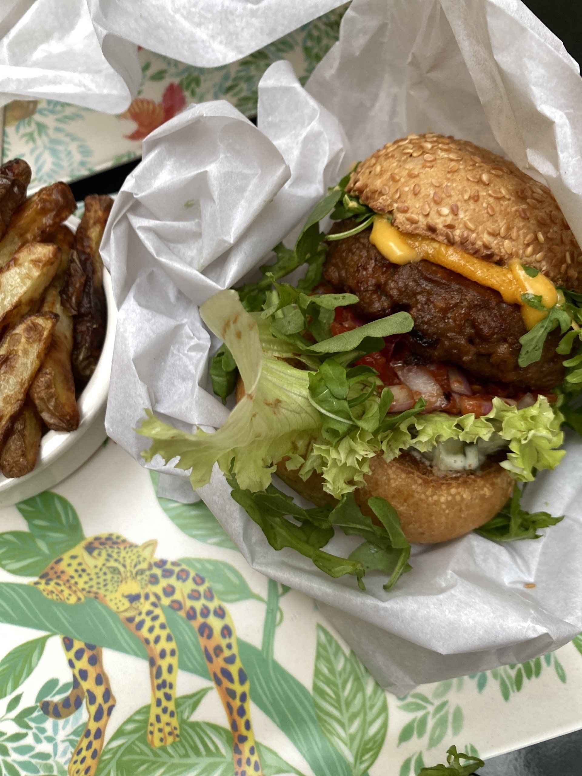 vegan burger |  vegan hotspots Montpellier | Groene Dromers