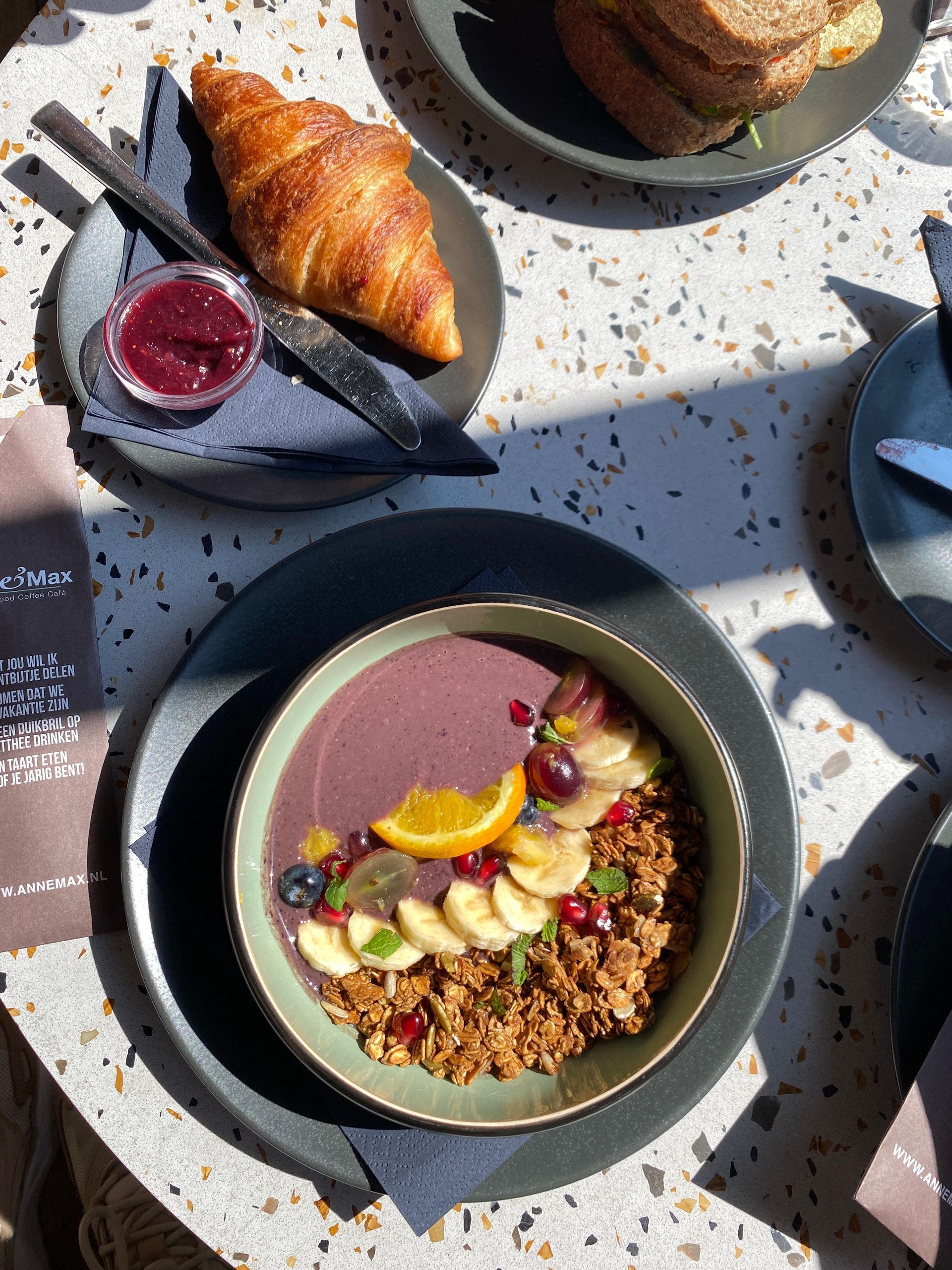 vegan croissant | hotspots den bosch | vegan den bosch |  Groene Dromers