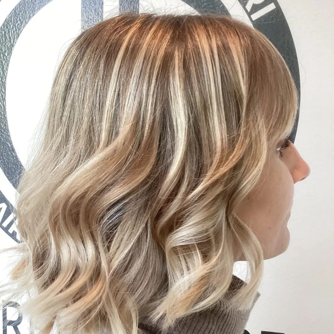 capelli biondi
