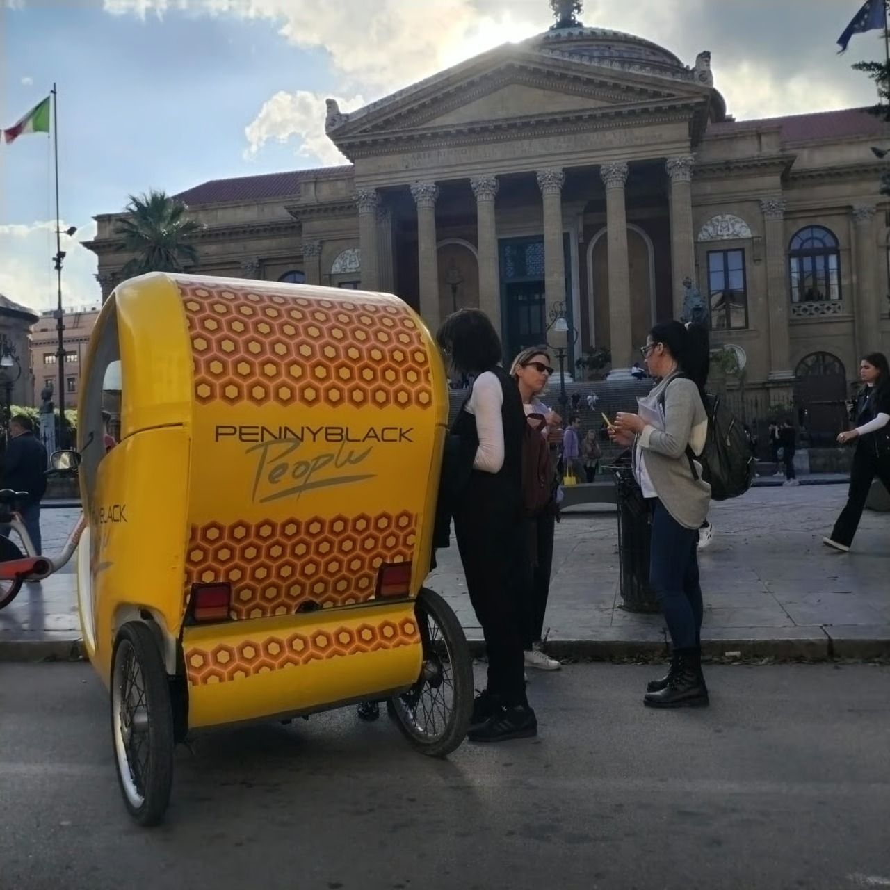Velobike personalizzata con brand