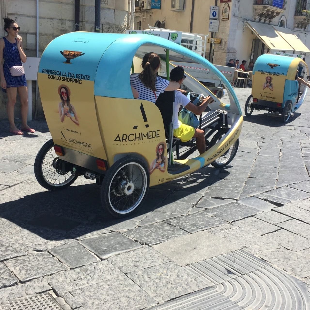 Velobike personalizzata con brand