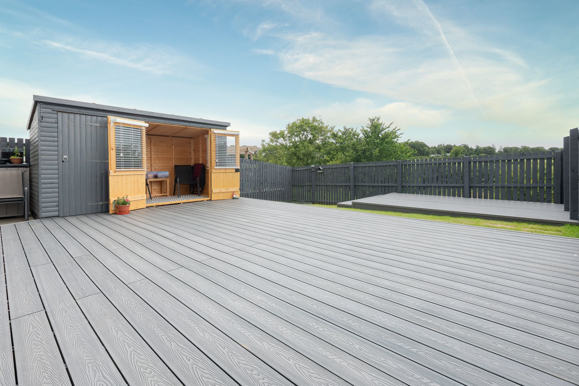 Trade Decking