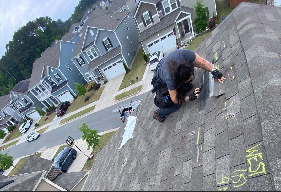Ultra Roofing. Residential and Commercial contractor with 15+ years of experience replacing roofs, working with gutters, siding and painting, insurance claim assistance. 