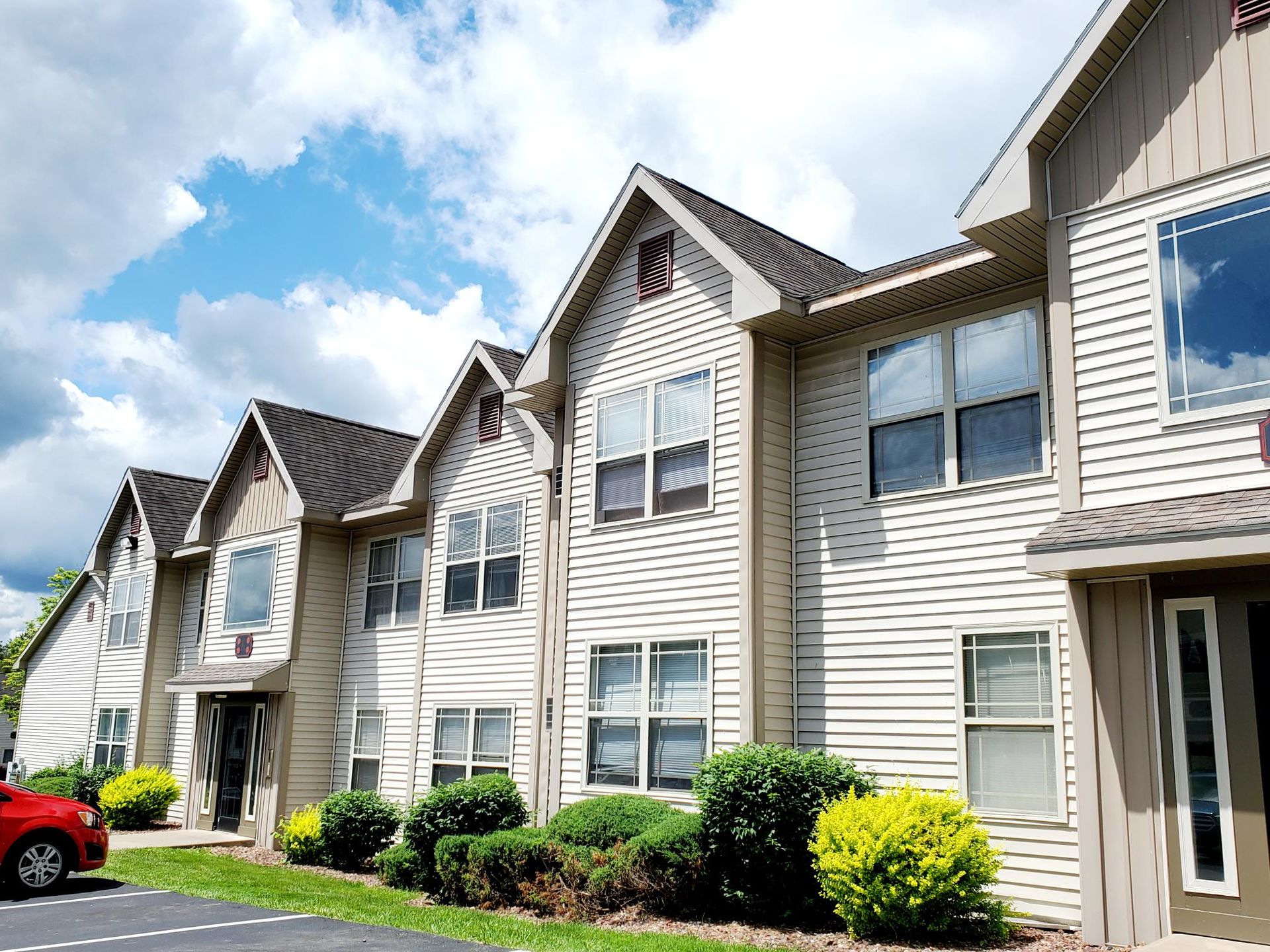 Willow Wood Apartment Homes