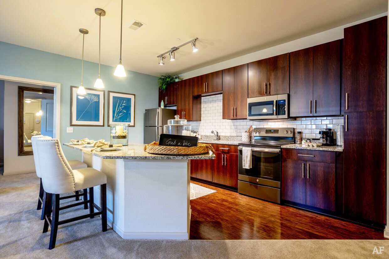 Parkside at Cottage Hill - Image 7
