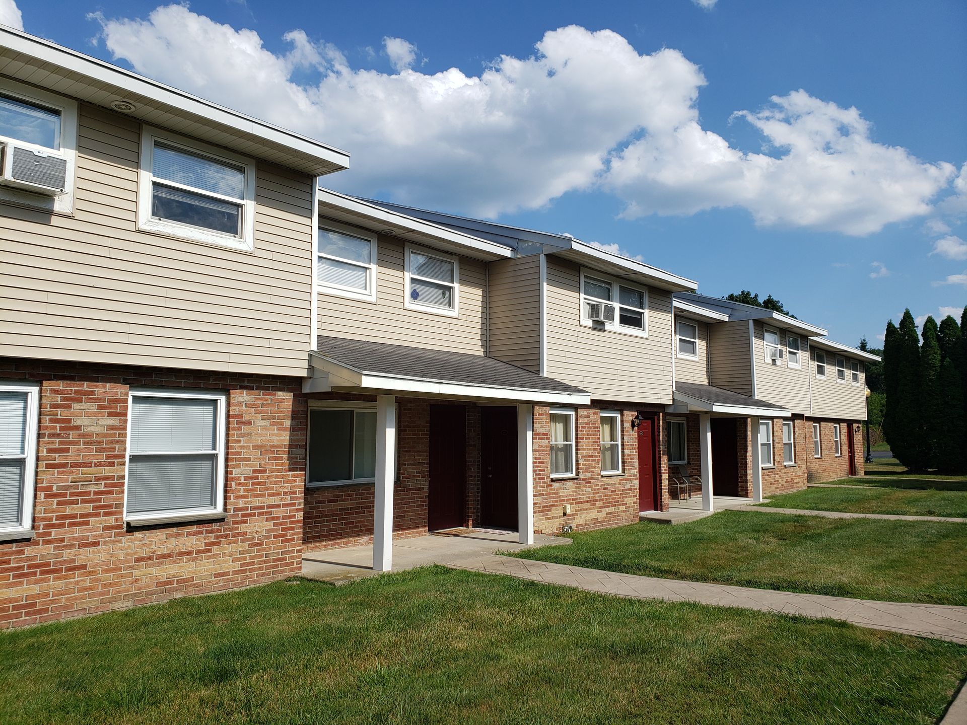 Country Townhomes