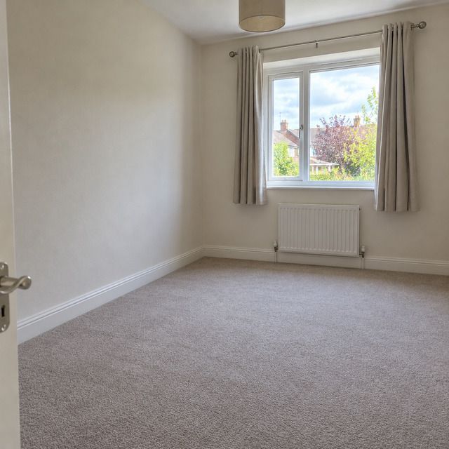 The same room empty and swept after the clearance