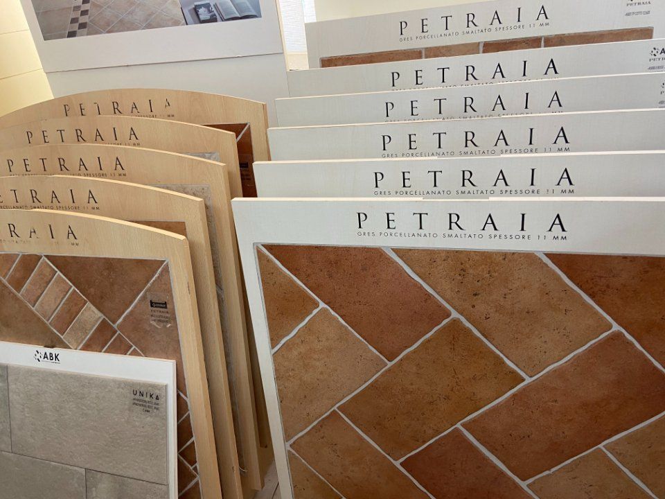 rivestimenti in ceramica e terracotta