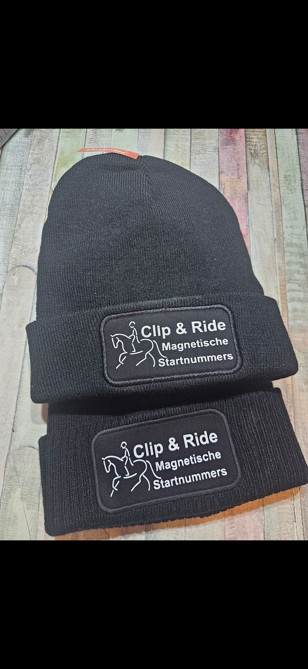 custom dutch winter hoofd band gepersonaliseerd kado cadeau paard bedrukt muts beanie muts met bolletje