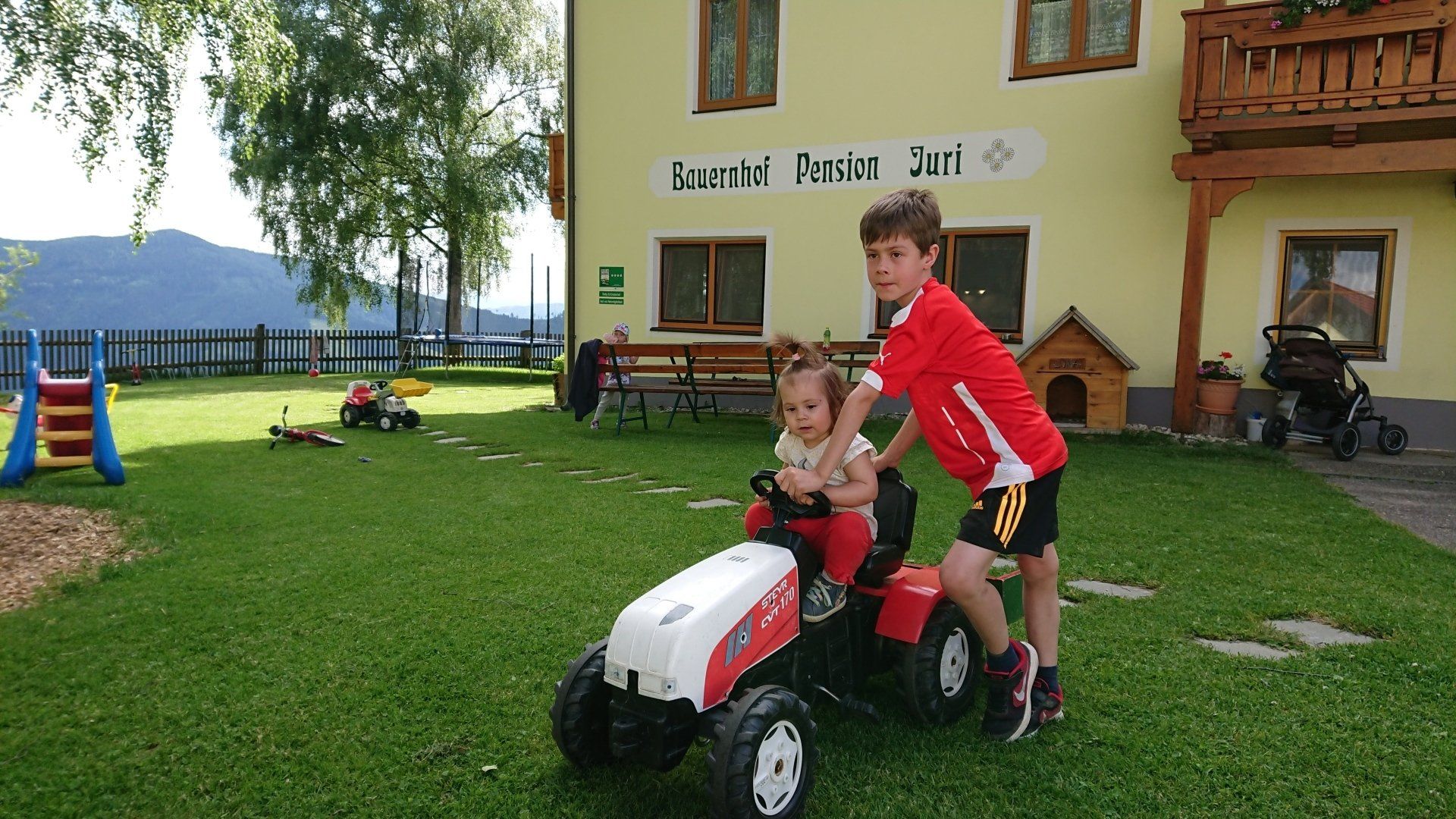 spielende Kinder