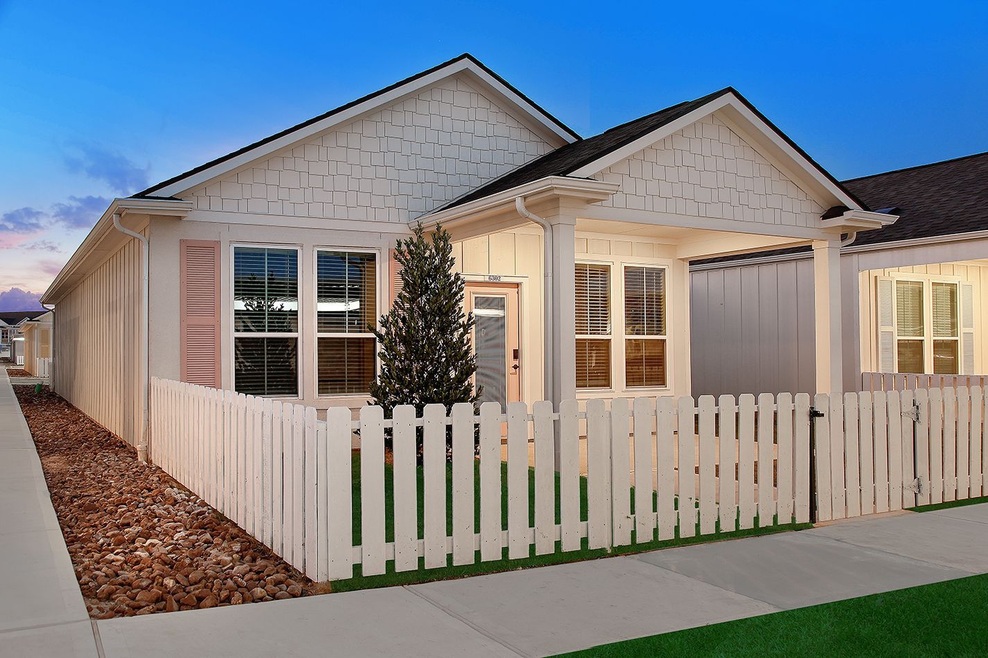 Boardwalk Village bungalow-style rental home exterior