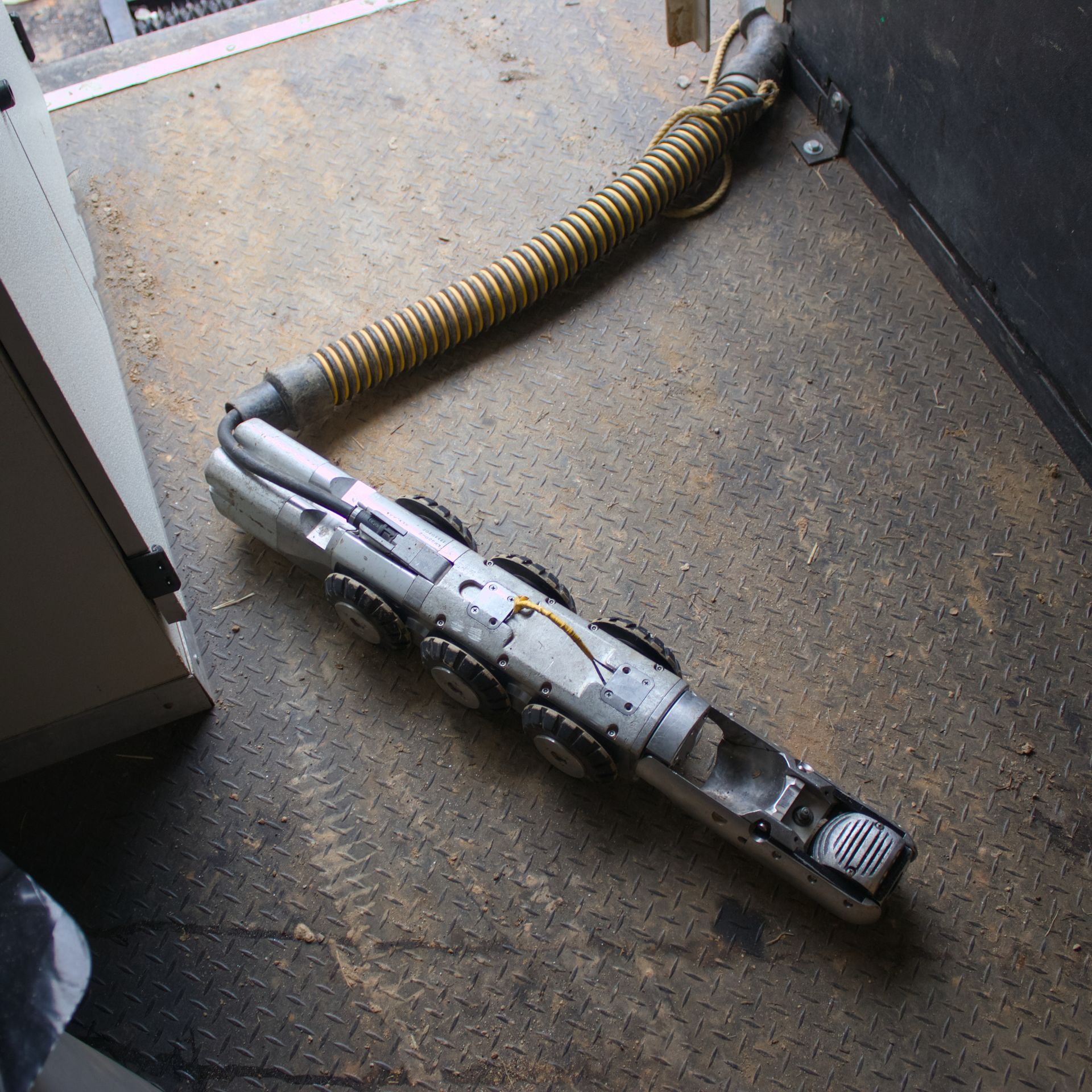 CCTV robot used in various jobs to detect cracks, blockage, corrosion, leaks or collapses. PACP Certified