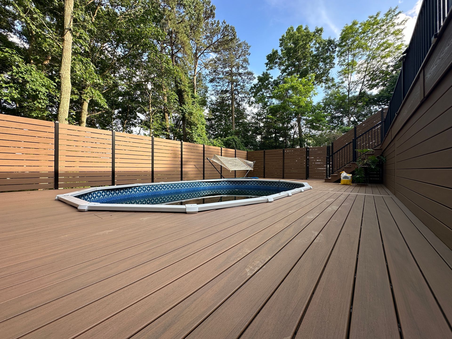 Deck Contractors in Staten Island