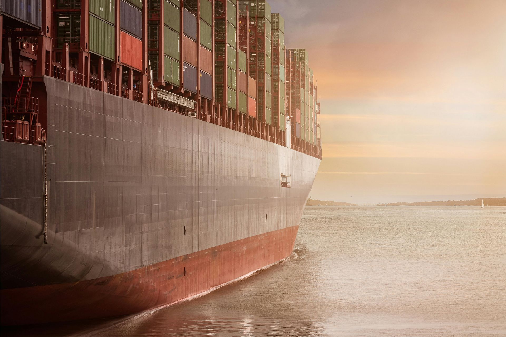 Shipping container