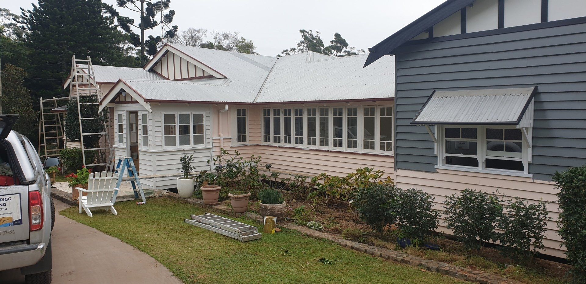 House that is being painted — Painter In Sunshine Coast, QLD