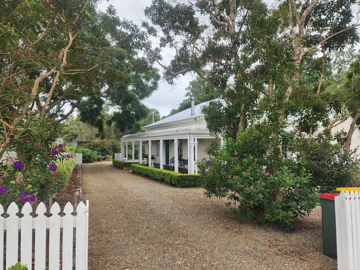 A white house with a gravel driveway — Painter In Sunshine Coast, QLD