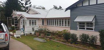 White Bungalow House — Painter In Sunshine Coast, QLD