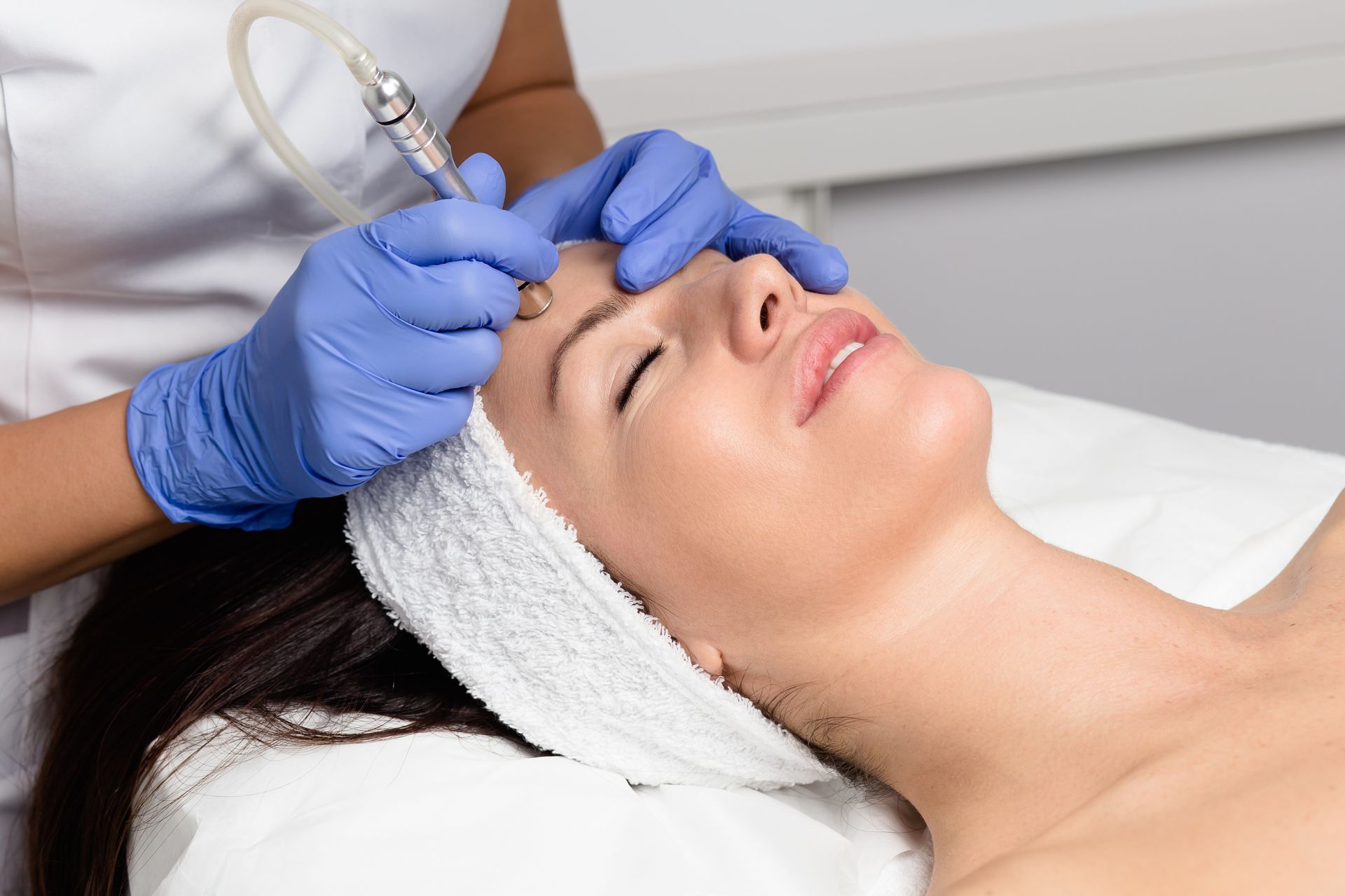 Why Seeing a Cosmetic Dermatologist Matters