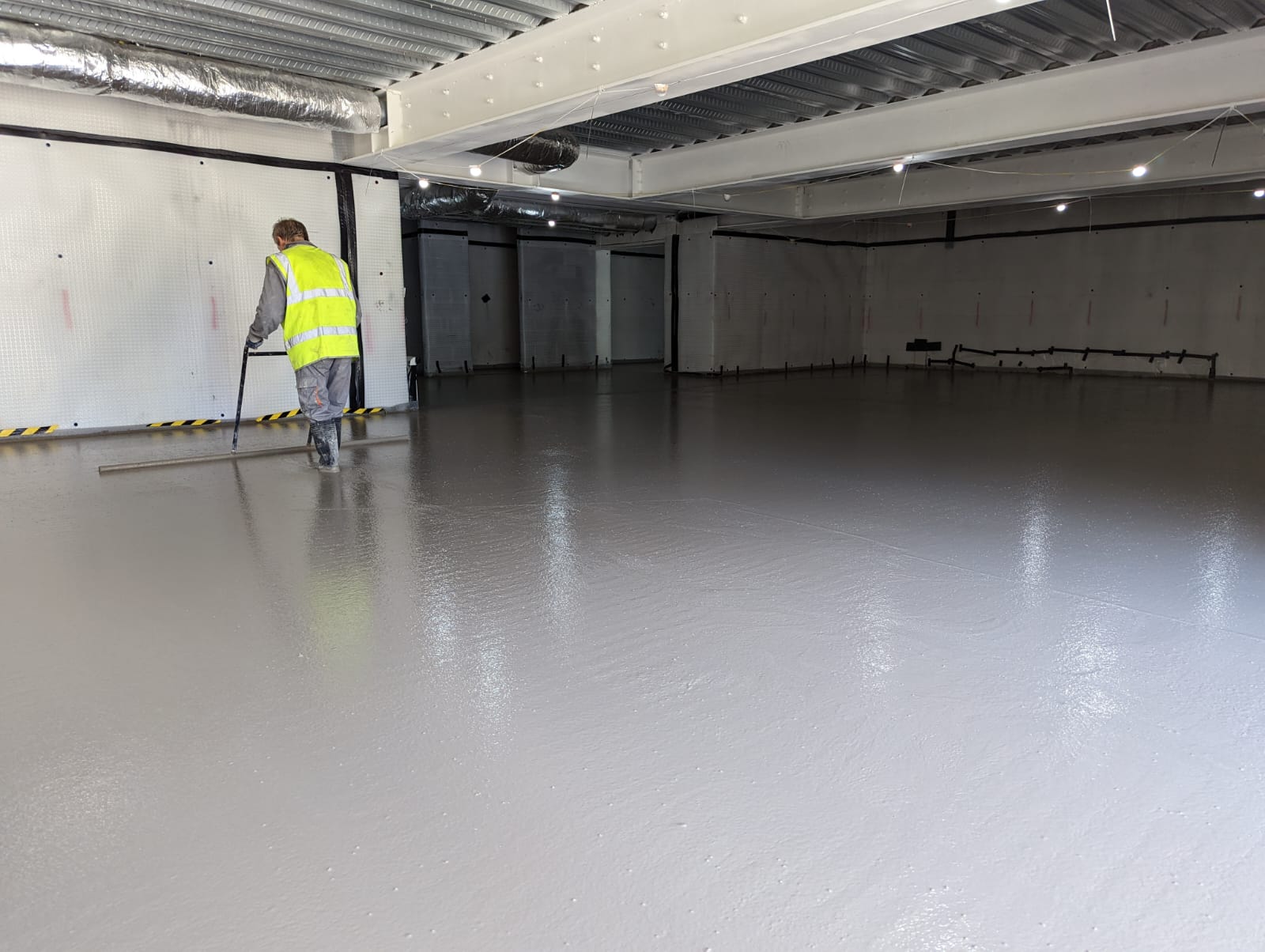 Floor screeding company
