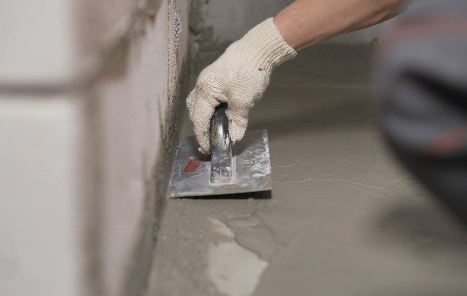 flattening the screed