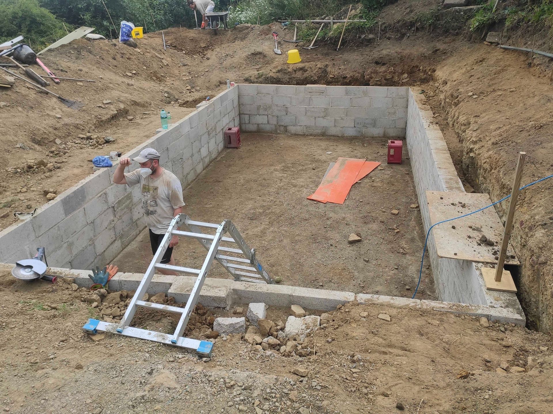 Natural pool, project development – retaining wall