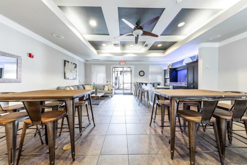 Apartments In Folsom, CA The Fairmont at Willow Creek