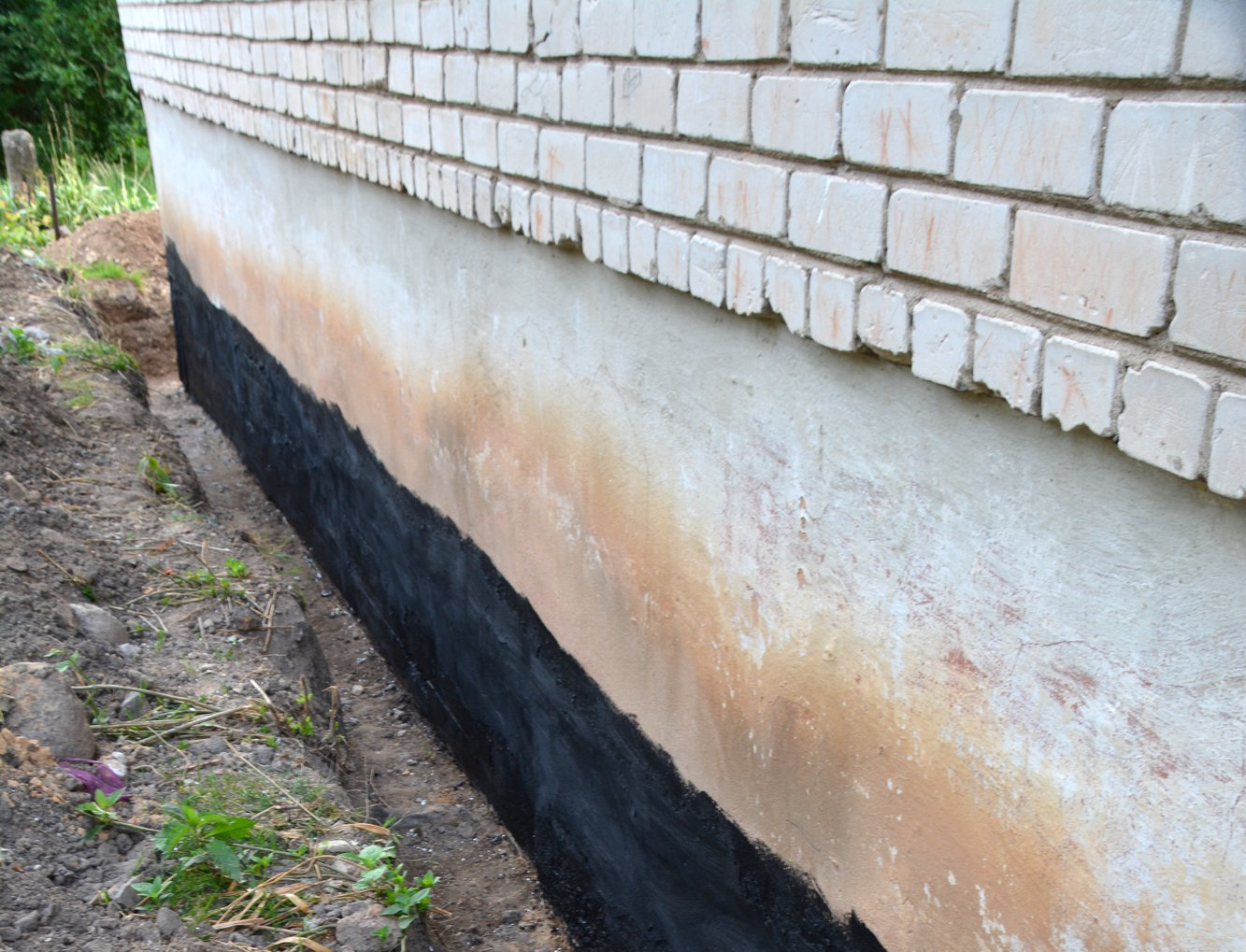Dye Testing in Willoughby, OH | D&W Basement Waterproofing, LLC Dye Testing in Willoughby, OH | D&W Basement Waterproofing, LLC