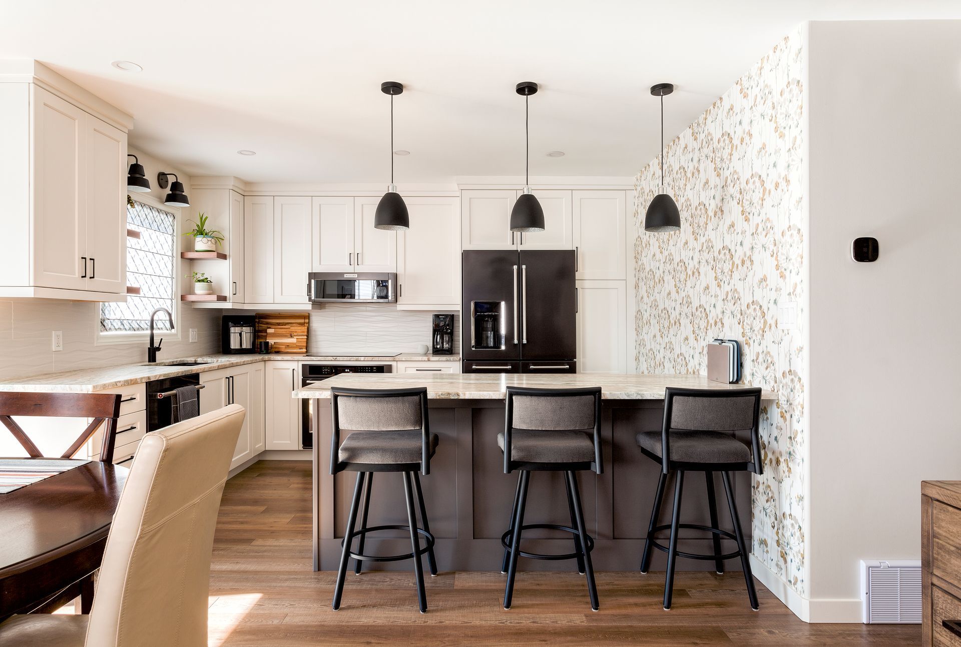 Island Lakes Kitchens