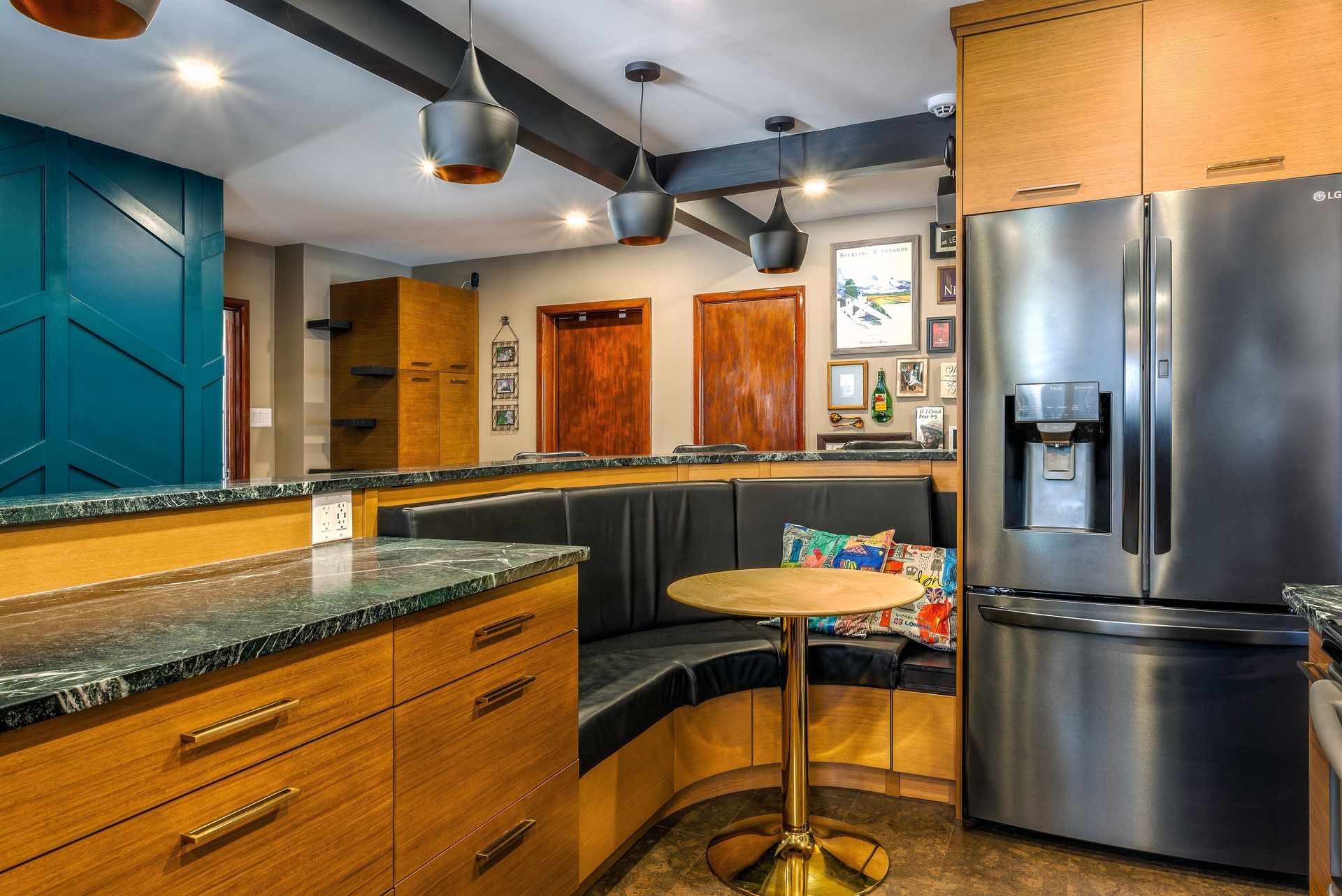 Waterloo kitchen table
