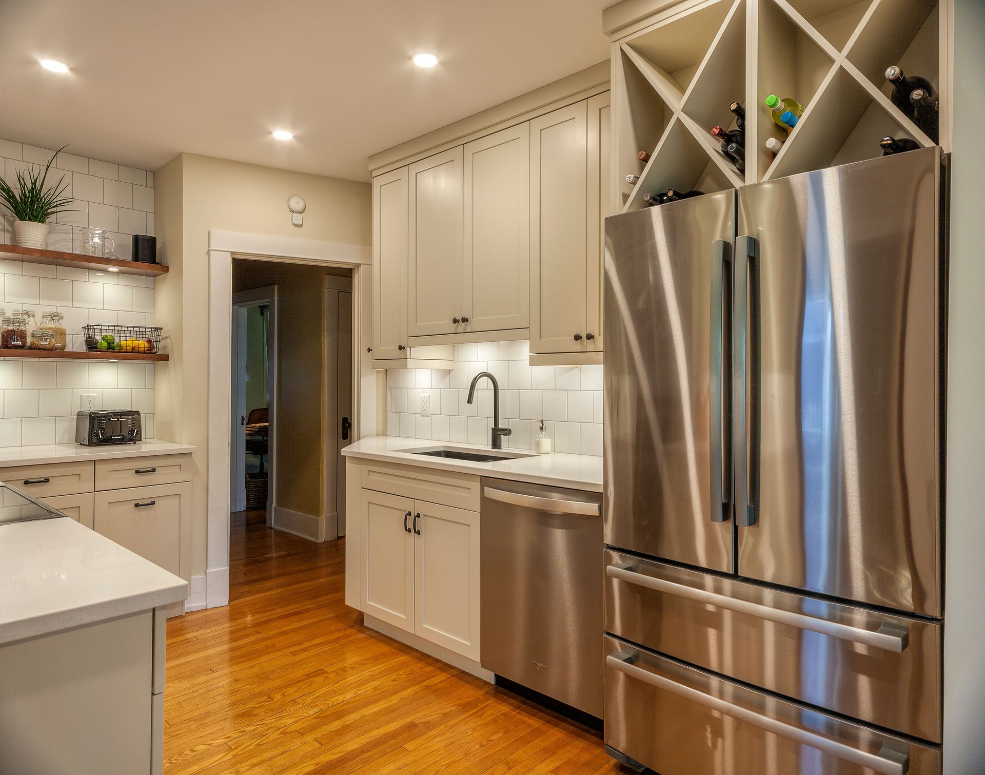 Riverview Kitchen