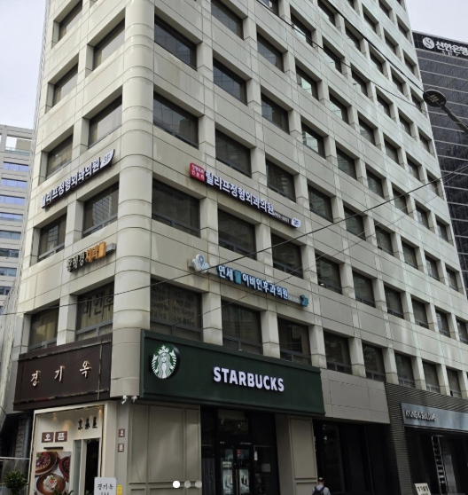 Building at 9 Namdaemun-ro 10-gil where Relief Orthopedics is located