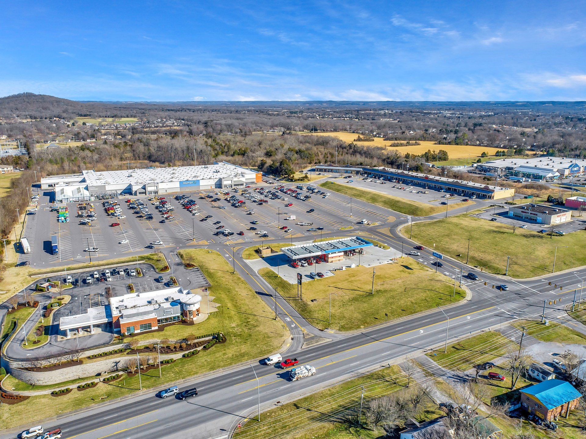 Mane Street Center, Shelbyville, TN - Riverhills Holdings, Inc.