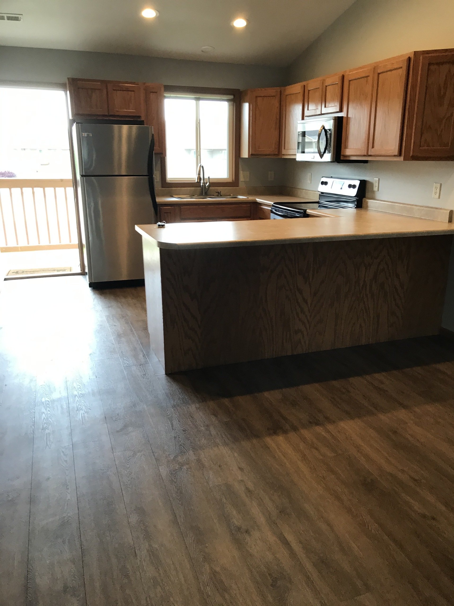 Lakeside Property Management Dakota Prairie Apartments