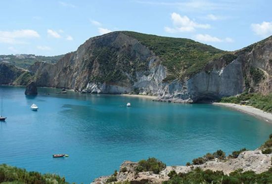 spiaggia del Frontone