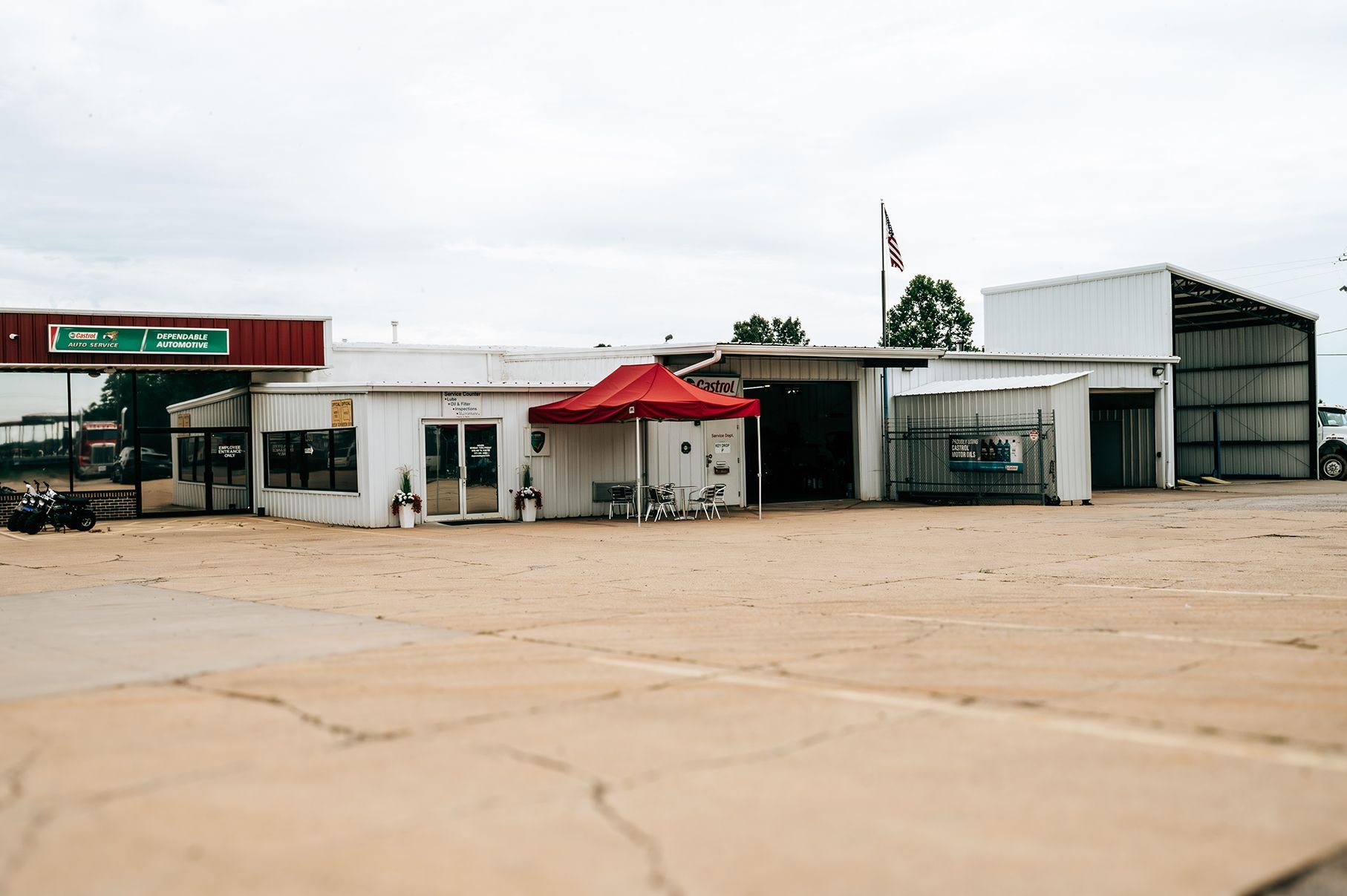Gallery of our Team | Dependable Automotive