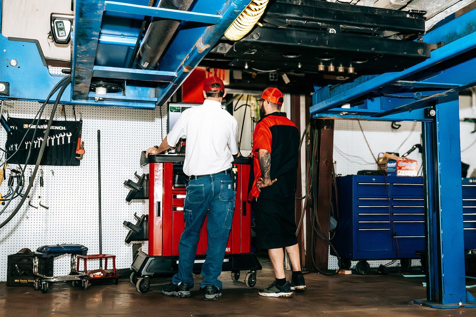 Gallery of our Team | Dependable Automotive