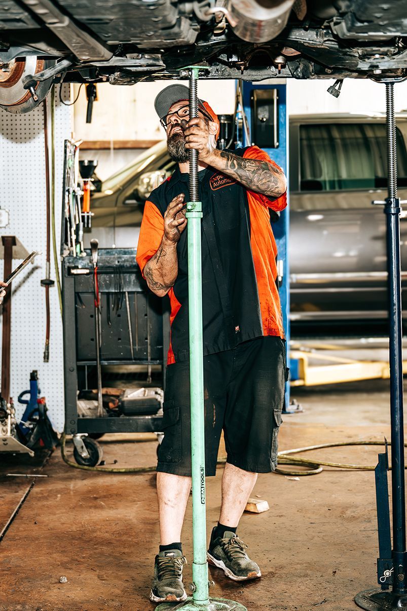 Gallery of our Team | Dependable Automotive