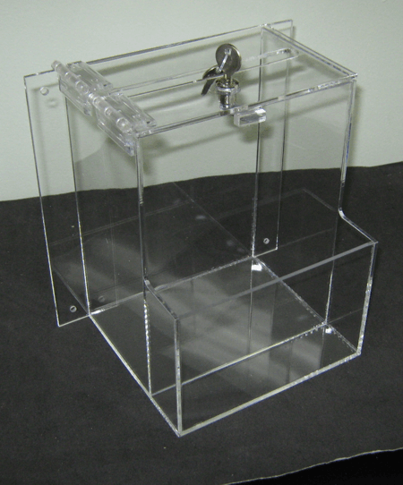 locking comment box