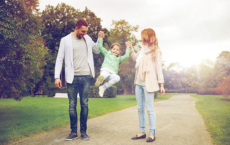 couple-with-a-kid_orig.jpg