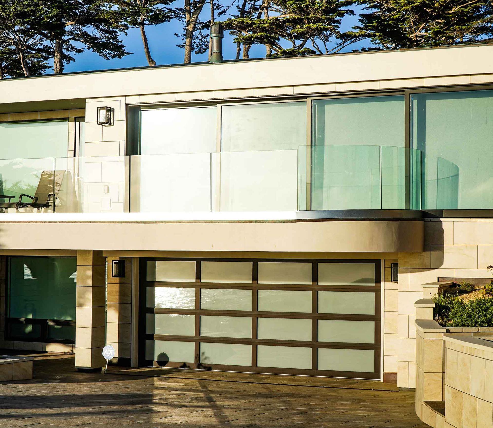 glass railing on luxury property in Saratoga near The Golden Triangle neighborhood