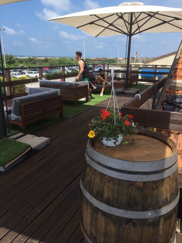 divanetti per aperitivi