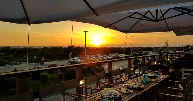 terrazza con divanetti