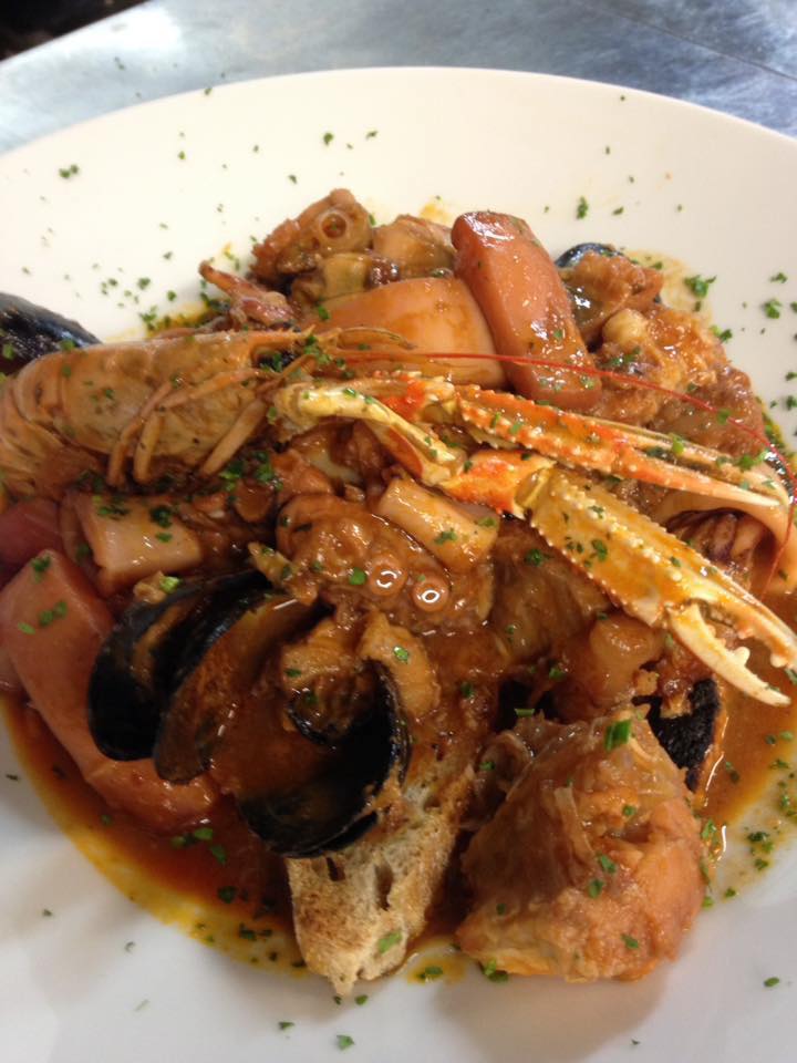 pasta con sugo di pesce