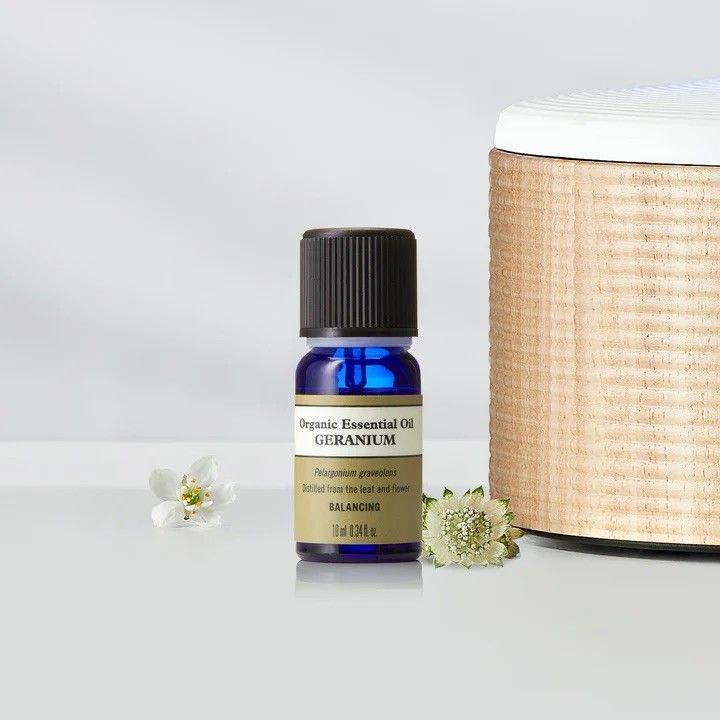 Essential Oils for the Winter blues, bergamot, cedarwood, lavender, orange,  Neroli, ylang ylang