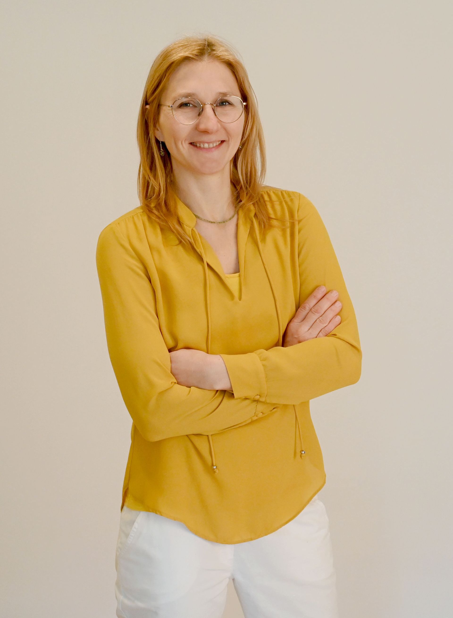 Dr. Yvonne Gergely